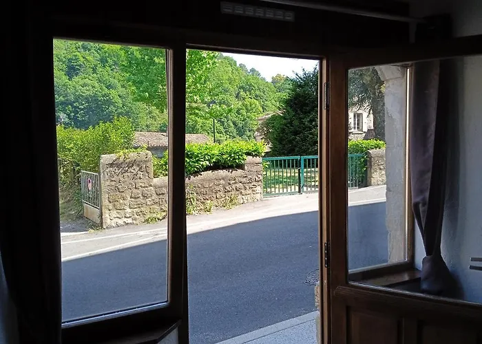 Le Lena Apartment Largentière